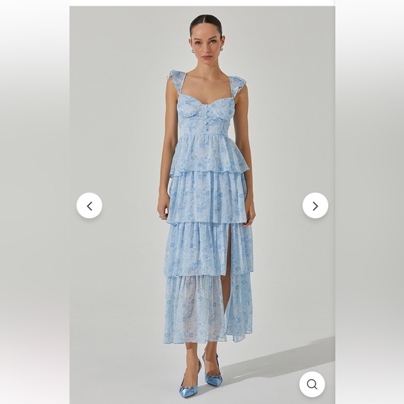 ASTR Midsummer Floral Tiered Maxi Dress Blue floral - Picture 2 of 7